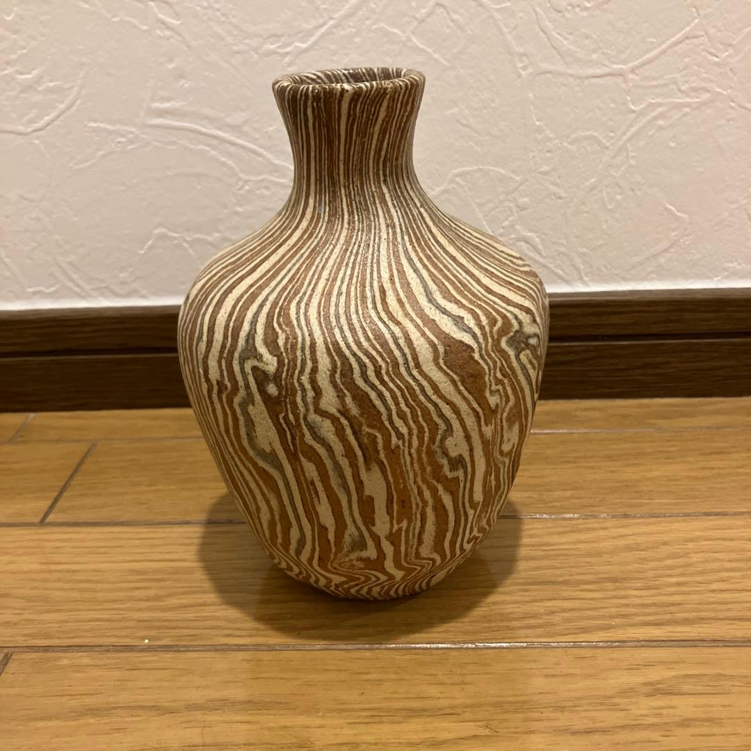 白檀塗り　壺　山田平安堂　宮内庁御用達