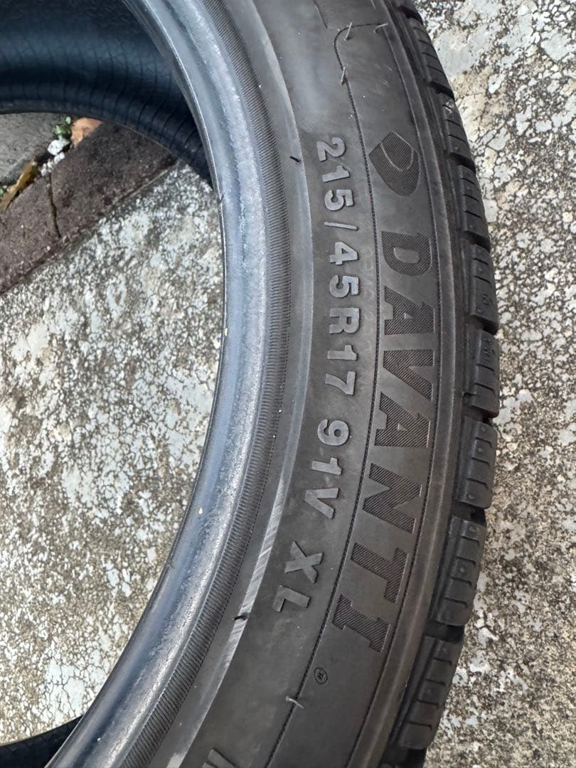 DAVANTI スタッドレスタイヤ 215/45R17 2021年29週製 4本