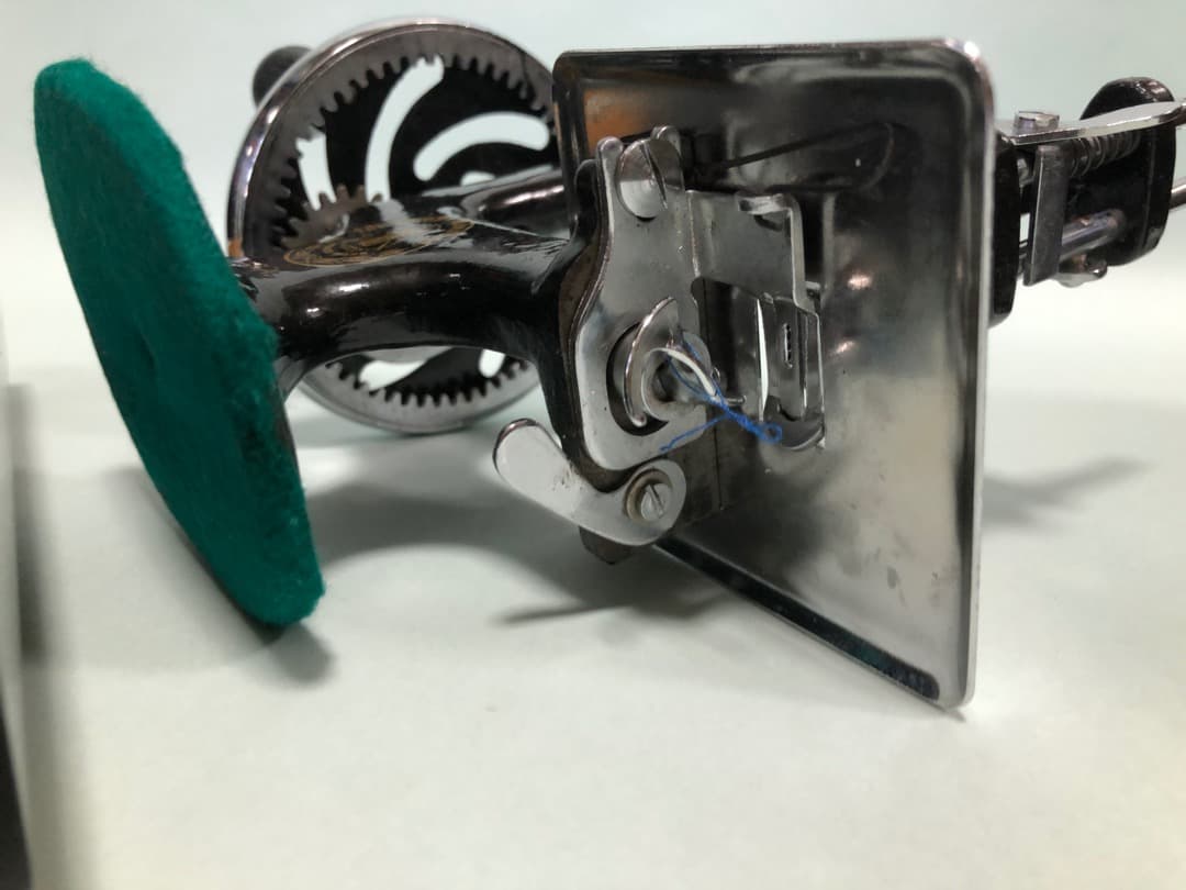 シンガー小型手回ミシン　アンティークミシン　 ヴィンテージ　美品