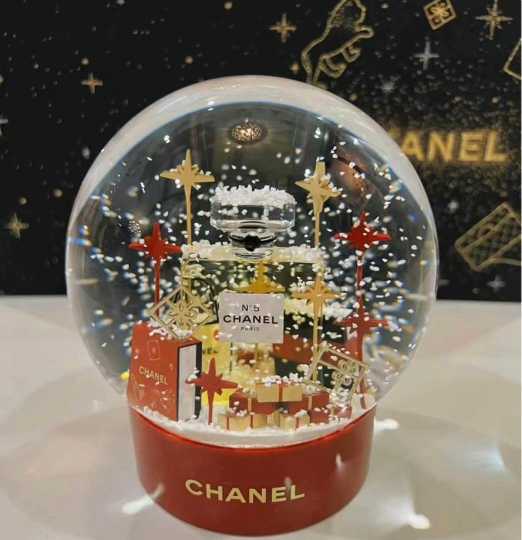 シャネル　ノベルティ　スノードーム　2022クリスマス限定