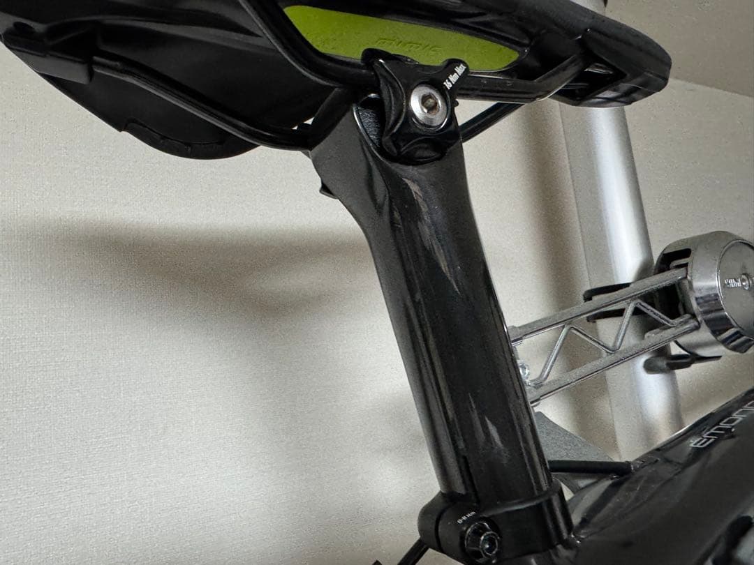 ロードバイク TREK EMONDA SL7