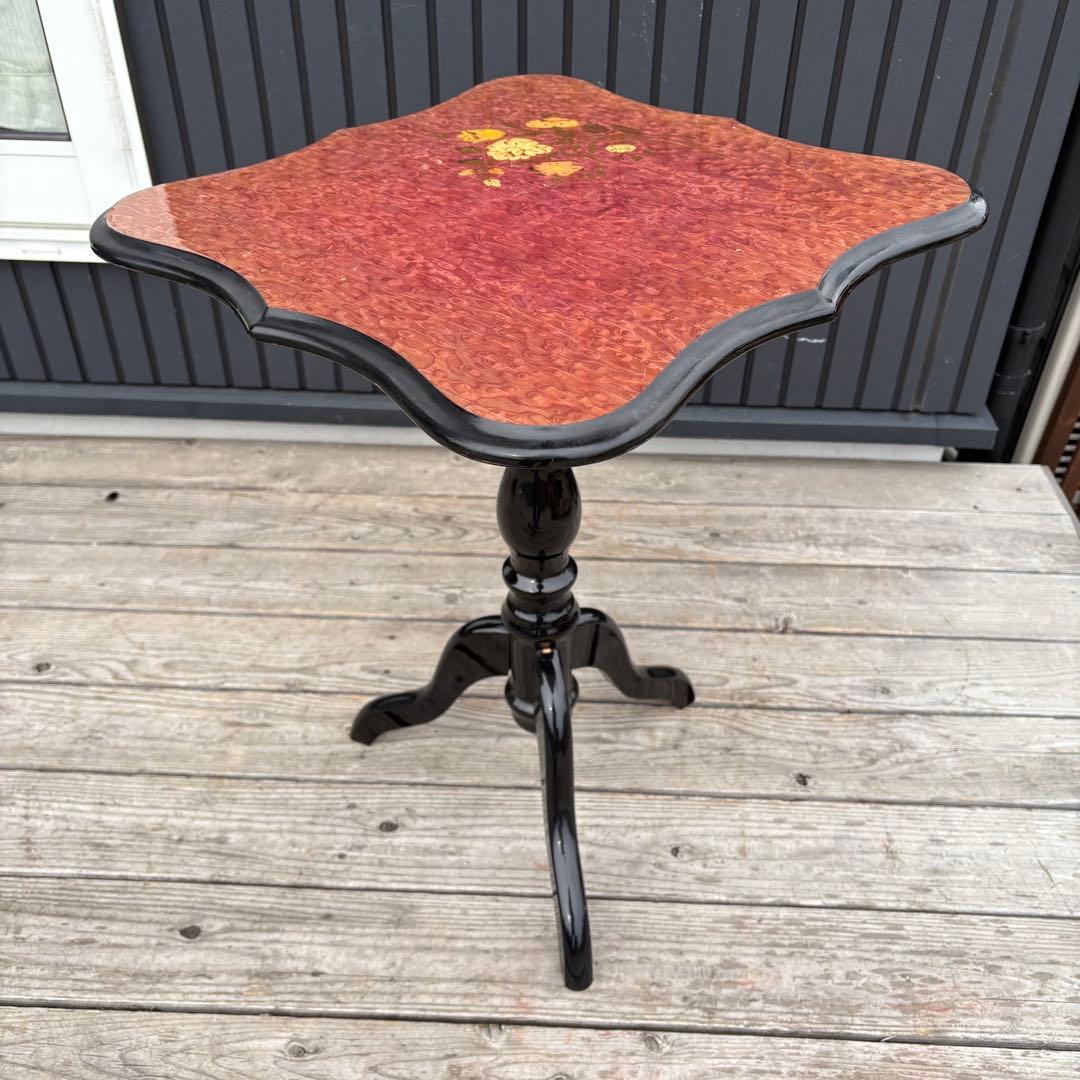 ドマン Domani イタリア家具 薔薇柄 サイドテーブル 花柄 象嵌 バラ