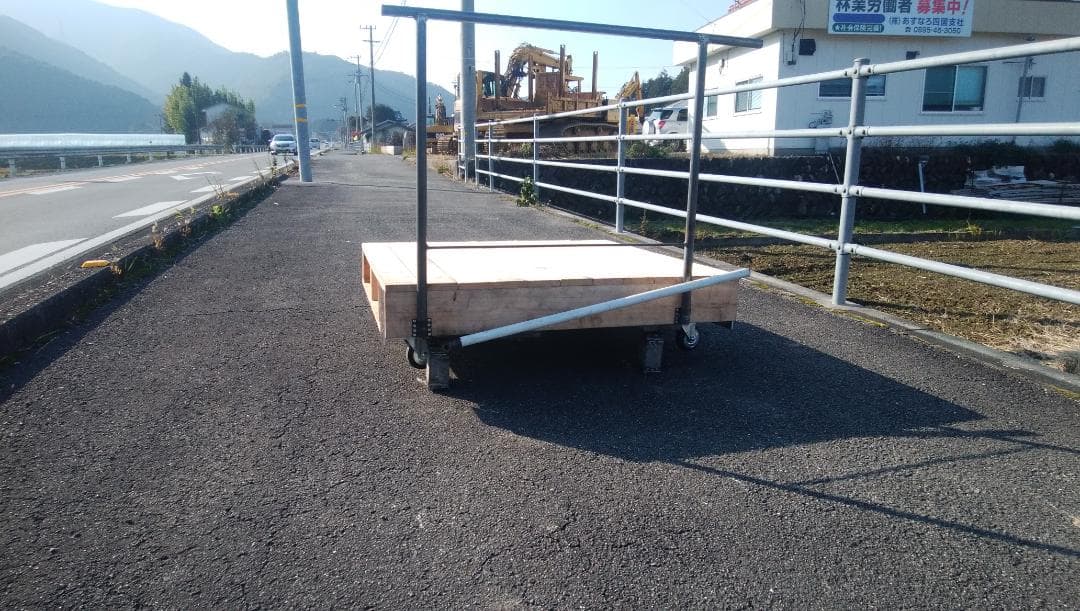 災害時　緊急避難者用　台車テント