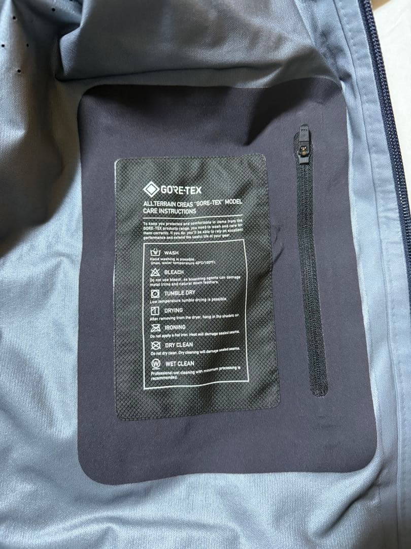 ひろぽんさま専用　超美品　descent クレアス　goretex XO