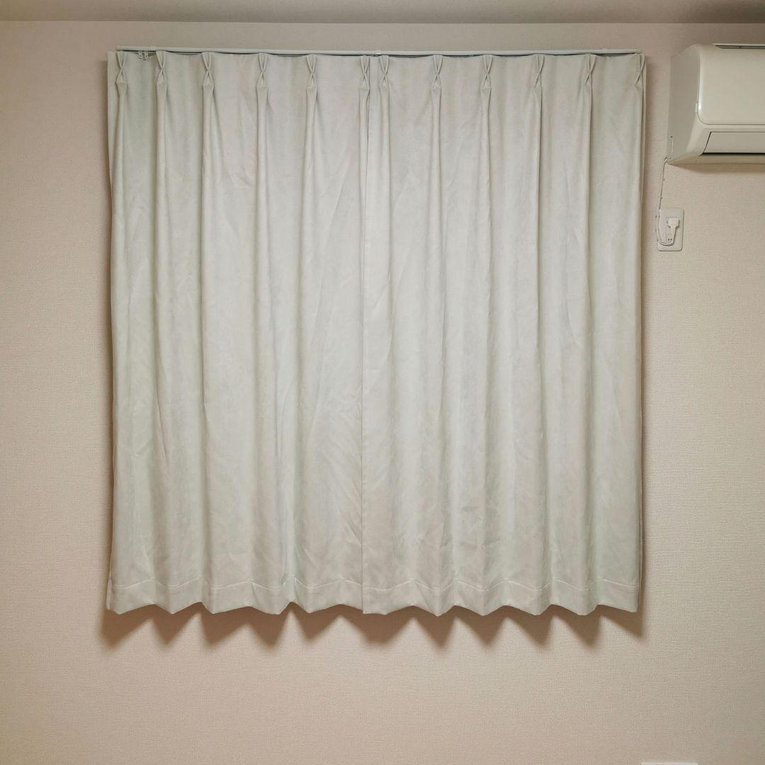 防炎機能付き! スウェード調のスタイリッシュな無地カーテン×２枚