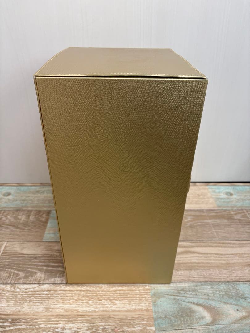 美品　ジュエリーボックス　10段　ゴールド　金アクセサリー　指輪　時計　腕時計