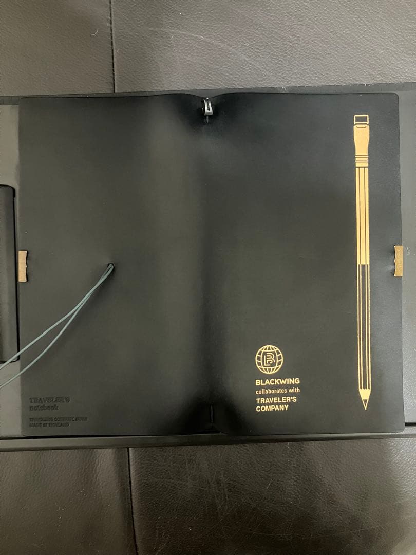 【カスタマイズ品】トラベラーズノート BLACKWING 黒