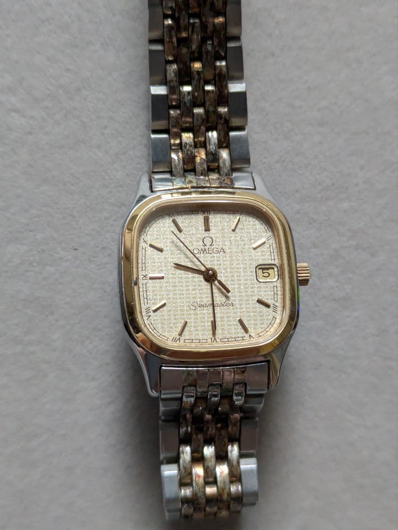OMEGA クォーツ腕時計 ゴールド/シルバー　レディース　オメガ