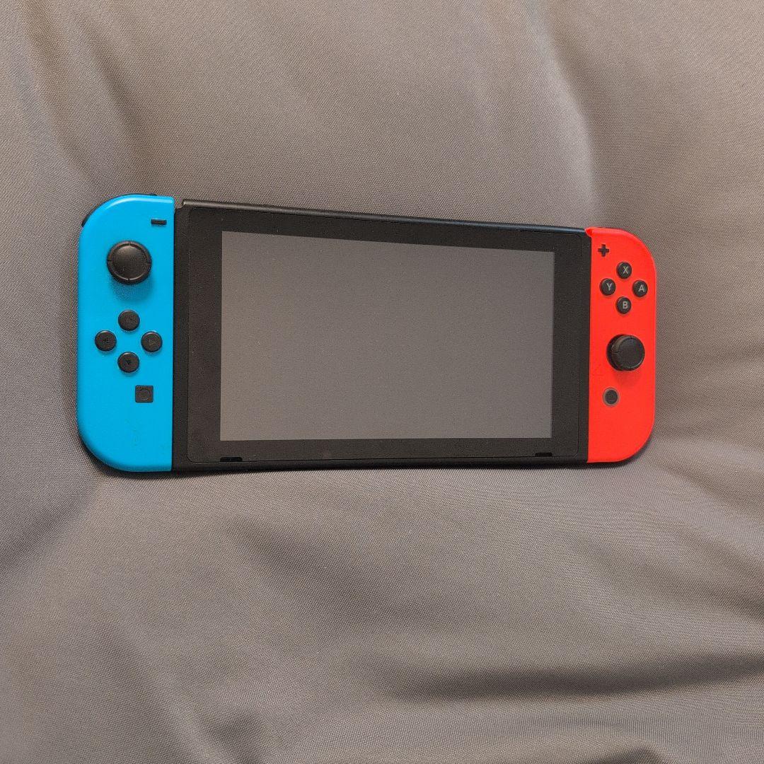 Nintendo Switch トラベルケース付き