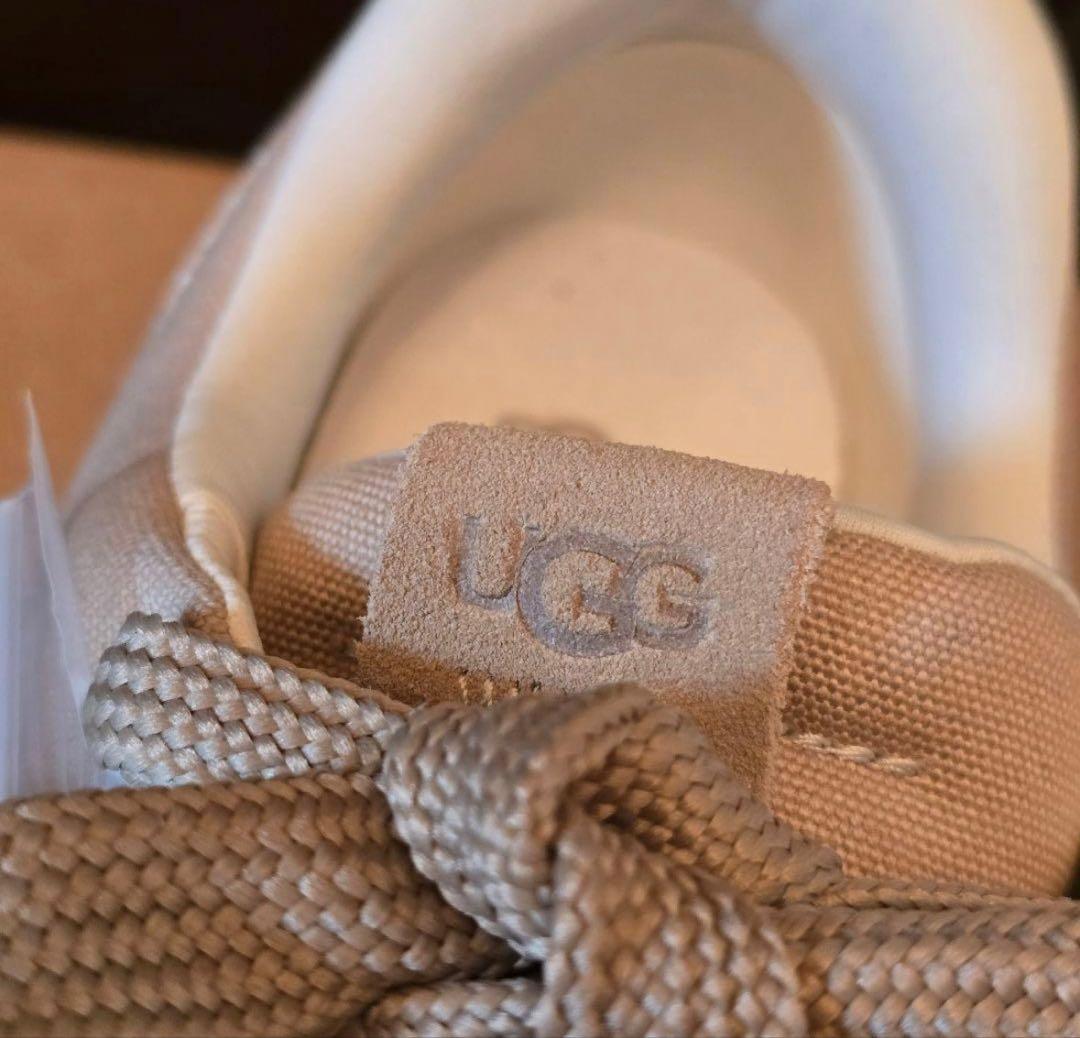 【新品】アグ ベージュ 厚底スニーカー 25cm UGG for emmi