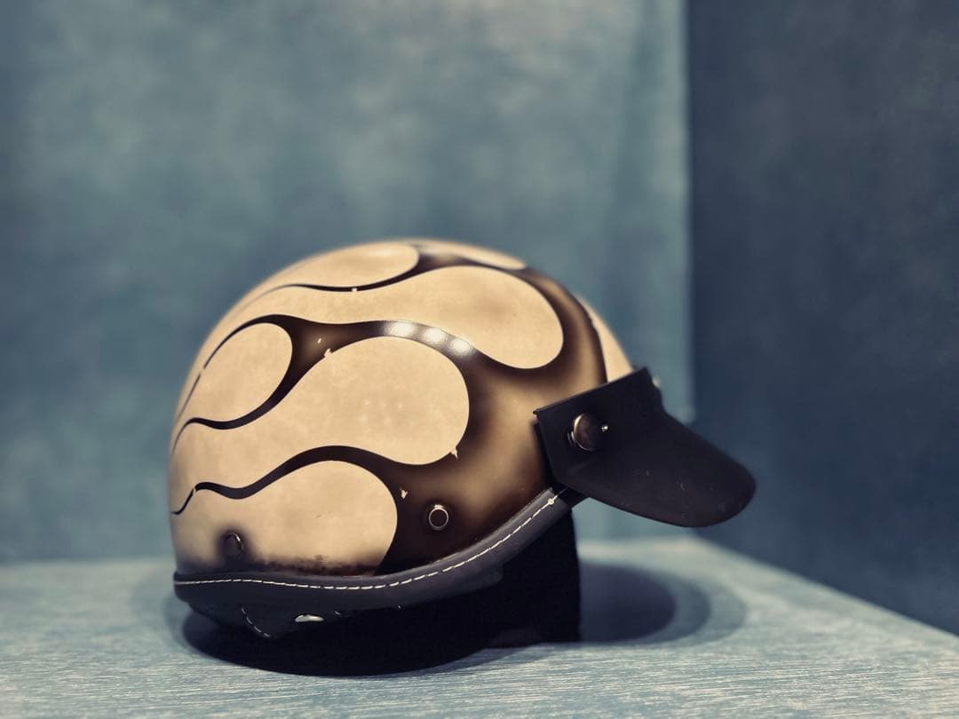 ポリスヘルメット　新品　エイジング加工　ハーレー　チョッパー　ポリヘル