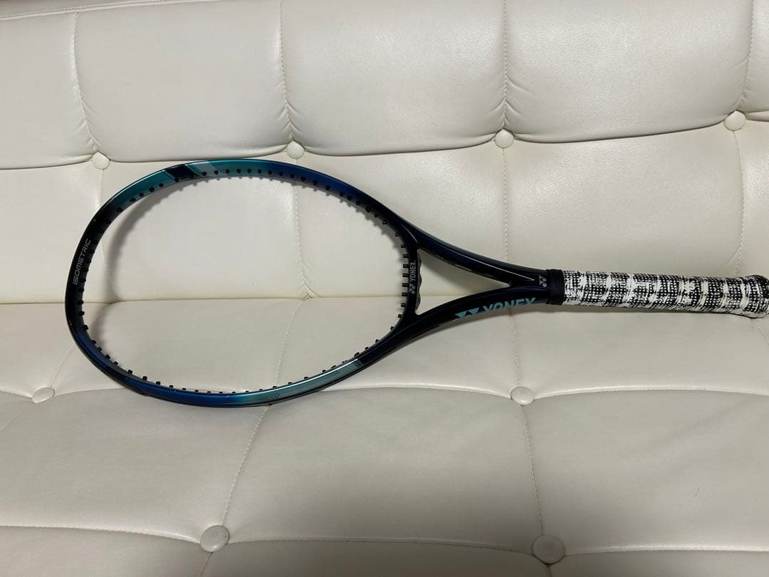 ヨネックスEゾーン100L／G1（2022）USED