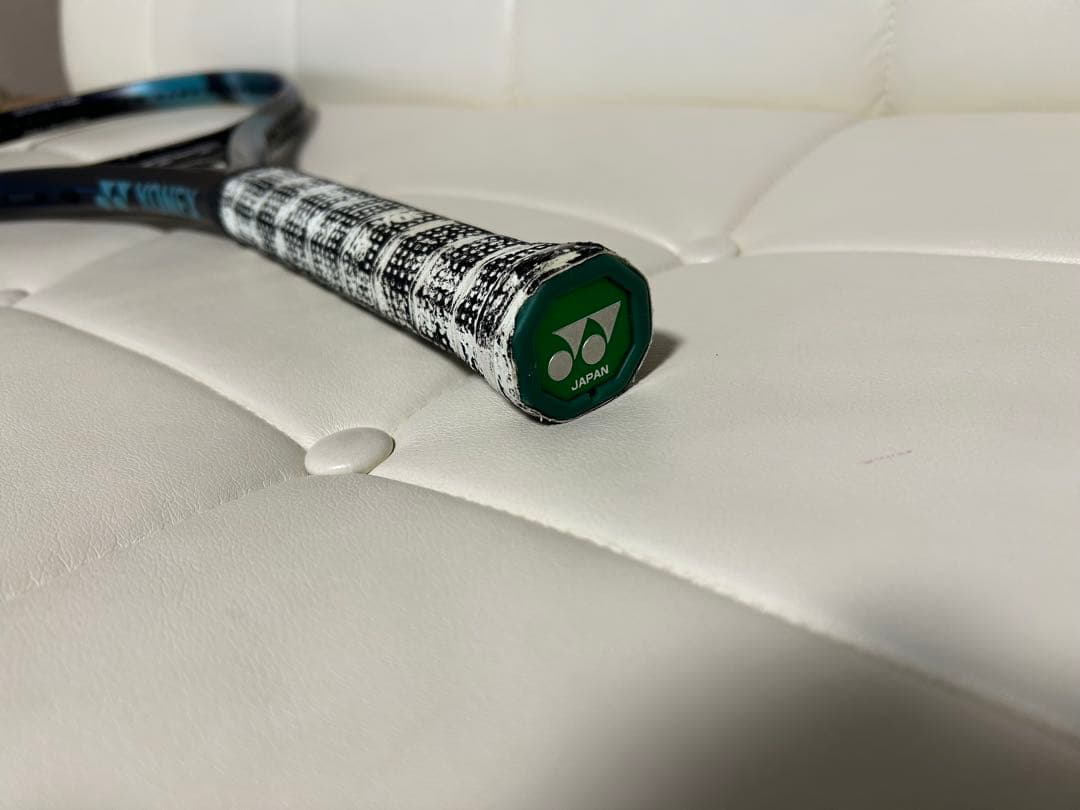 ヨネックスEゾーン100L／G1（2022）USED