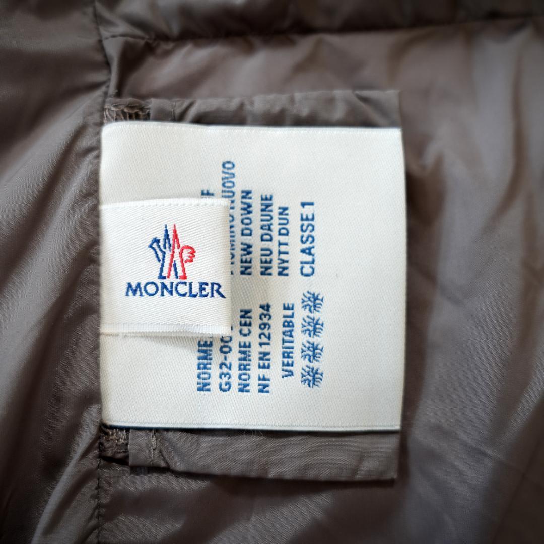 【美品】MONCLER　モンクレール　ファー付ダウンコート　グレー　Mサイズ