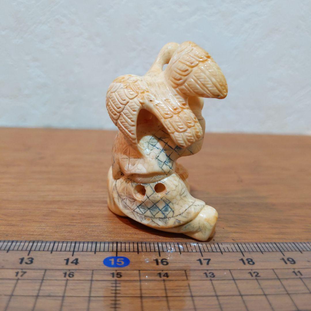 時代提げ物 人物根付 天然素材 在銘【鵜匠と鵜①】高さ約4.8cm 重さ約22ｇ