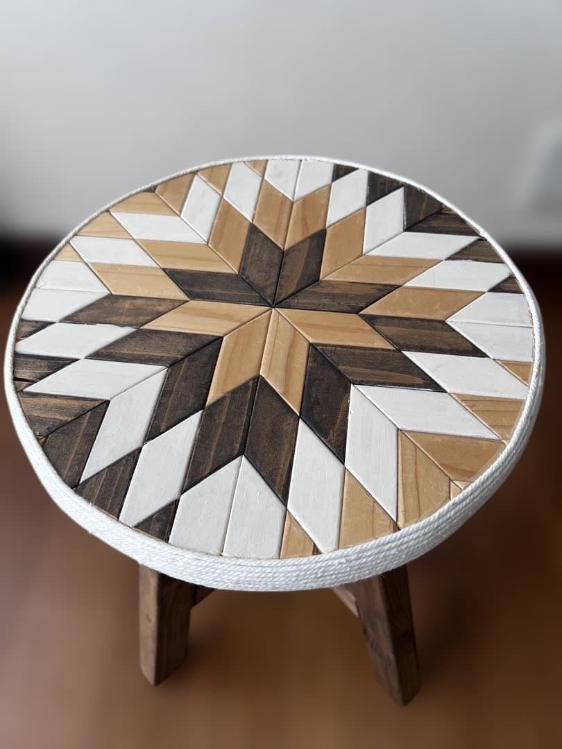 一点もの｜オルテガ柄 木製スツール(丸型)