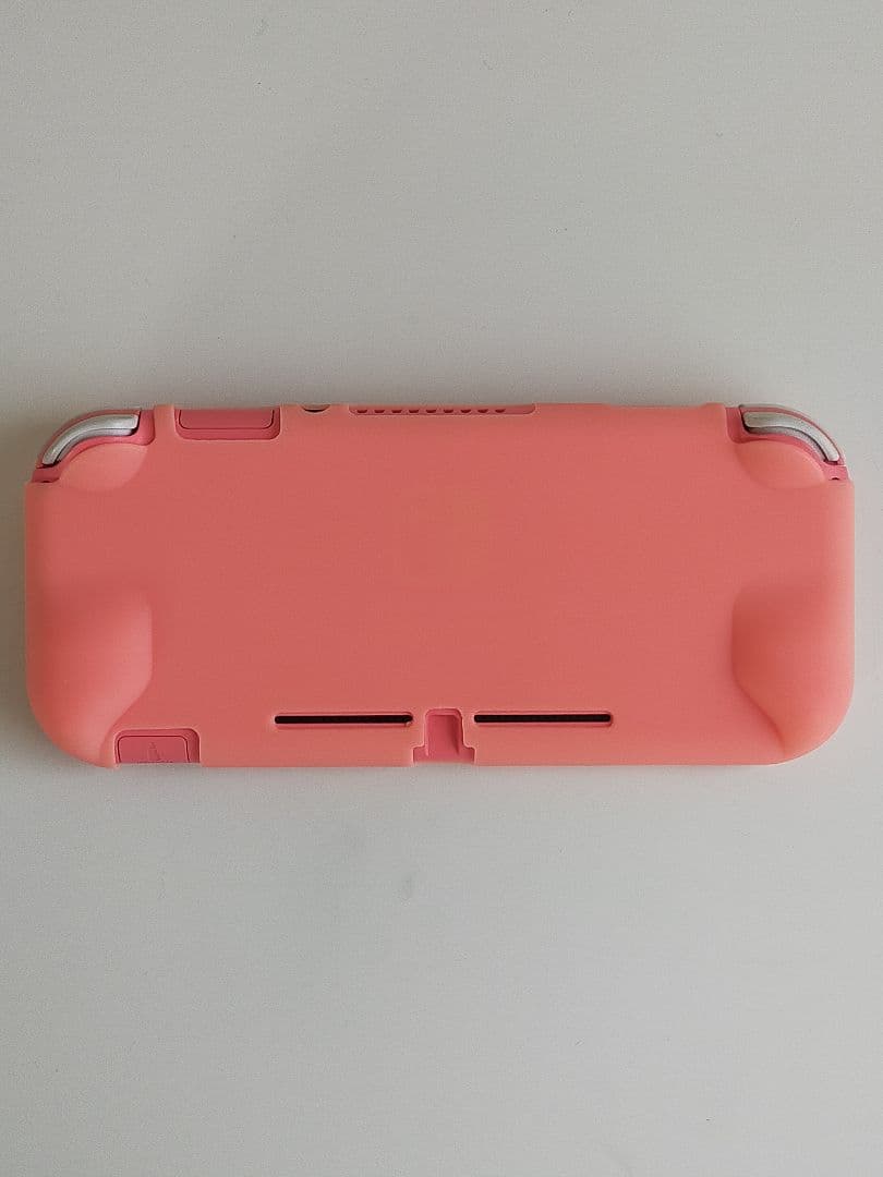 任天堂 Nintendo Switch lite コーラル ピンク 本体のみ