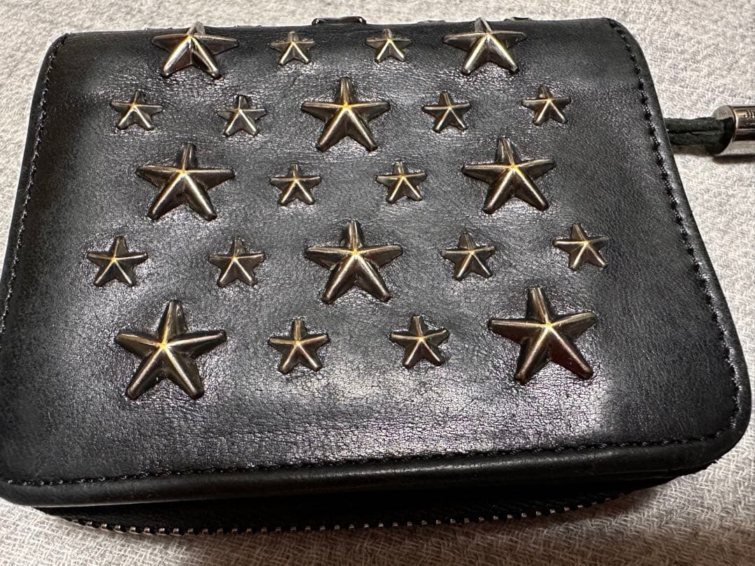 JIMMY CHOO ジミーチュウ　二つ折り財布　スタッズ