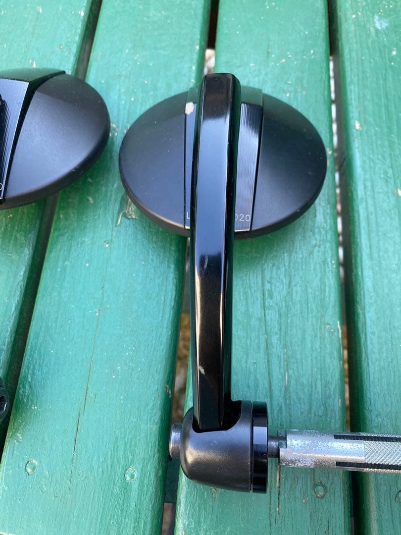 リゾマ　バーエンドミラー中古