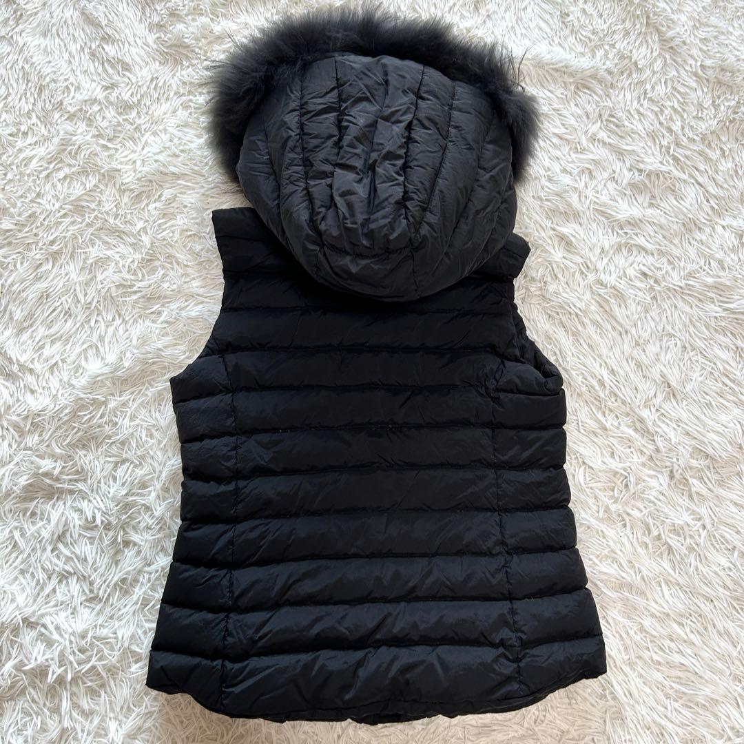 【美品】タトラス　ダウンベスト　ファー　フード取り外し可　ORSIERA 黒