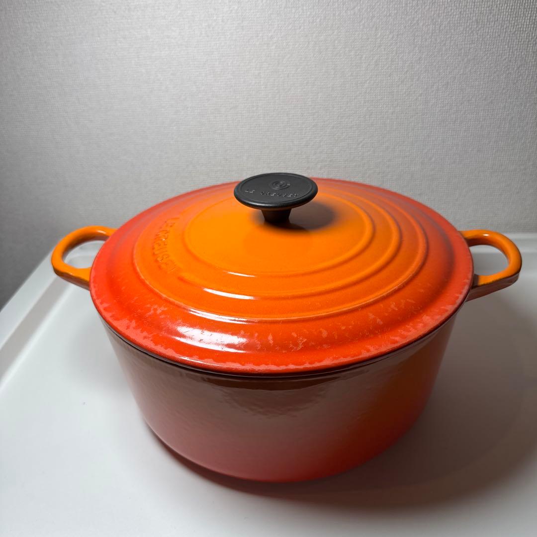 Le Creuset 鋳鉄製 両手鍋 オレンジ✨約24cm範囲内お値引きご相談⭕️