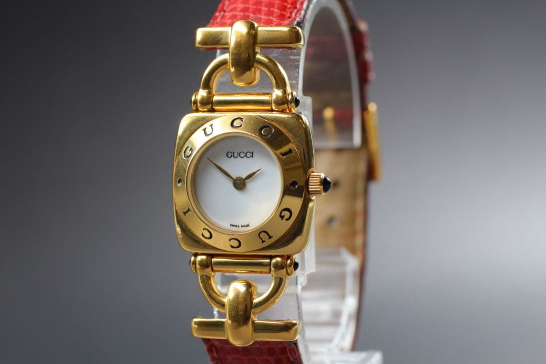 稼働 グッチ 6300L ホワイト クオーツ レディース 腕時計