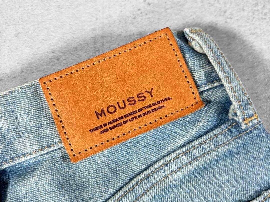 美品 MOUSSY MVS FLARE 24 ハイウエスト 日本製 マウジー