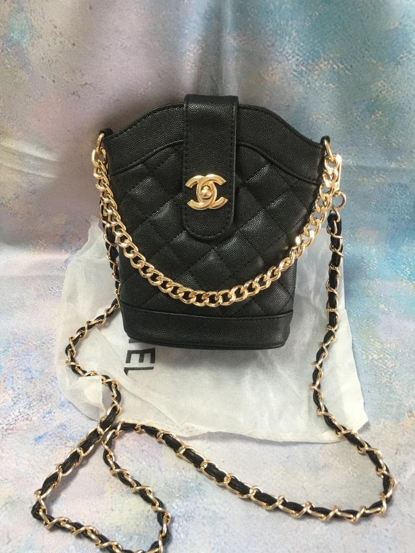 バッグ ショルダーバッグ ブラック