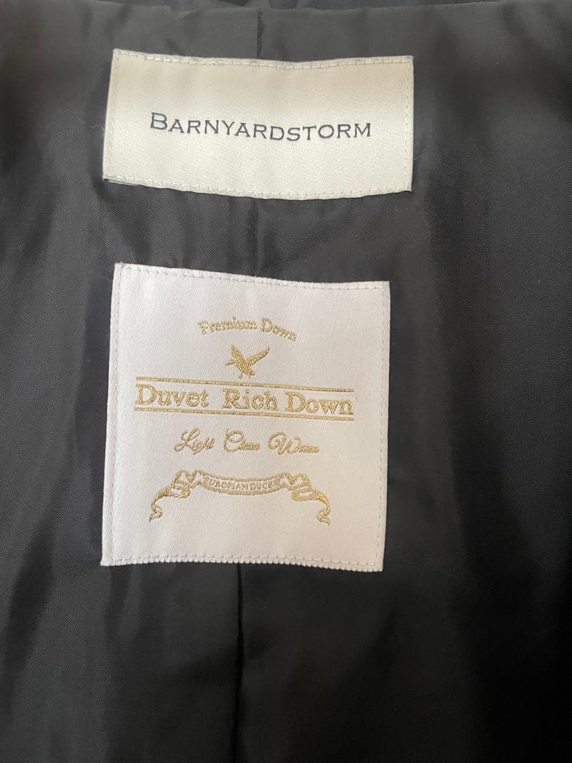 BARNYARDSTORM / フーディーダウンジャケット　ブラック