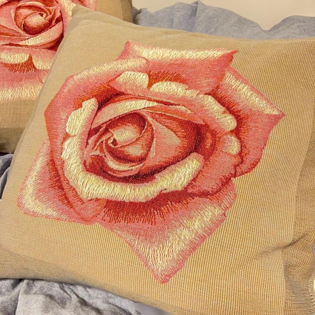 美品イヴドロームYves Delorme IOSIS クッションカバー2枚セット