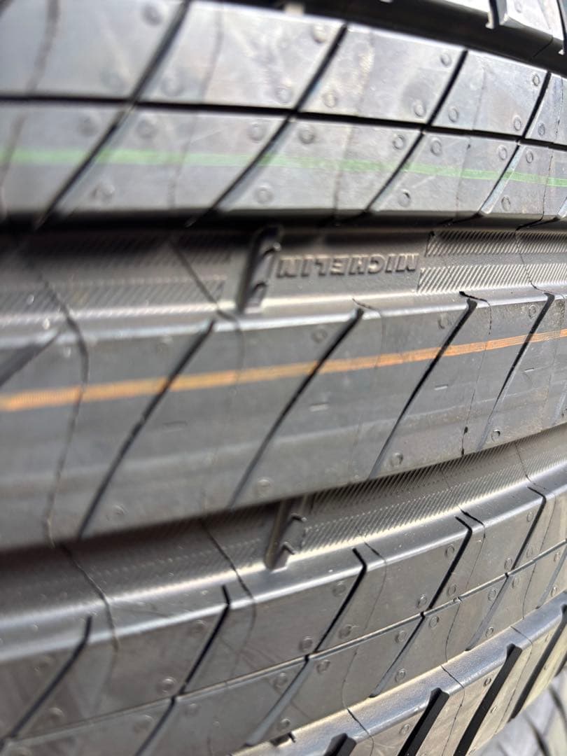 ミシュラン プレマシー4 225/50R/18 今月値下げ