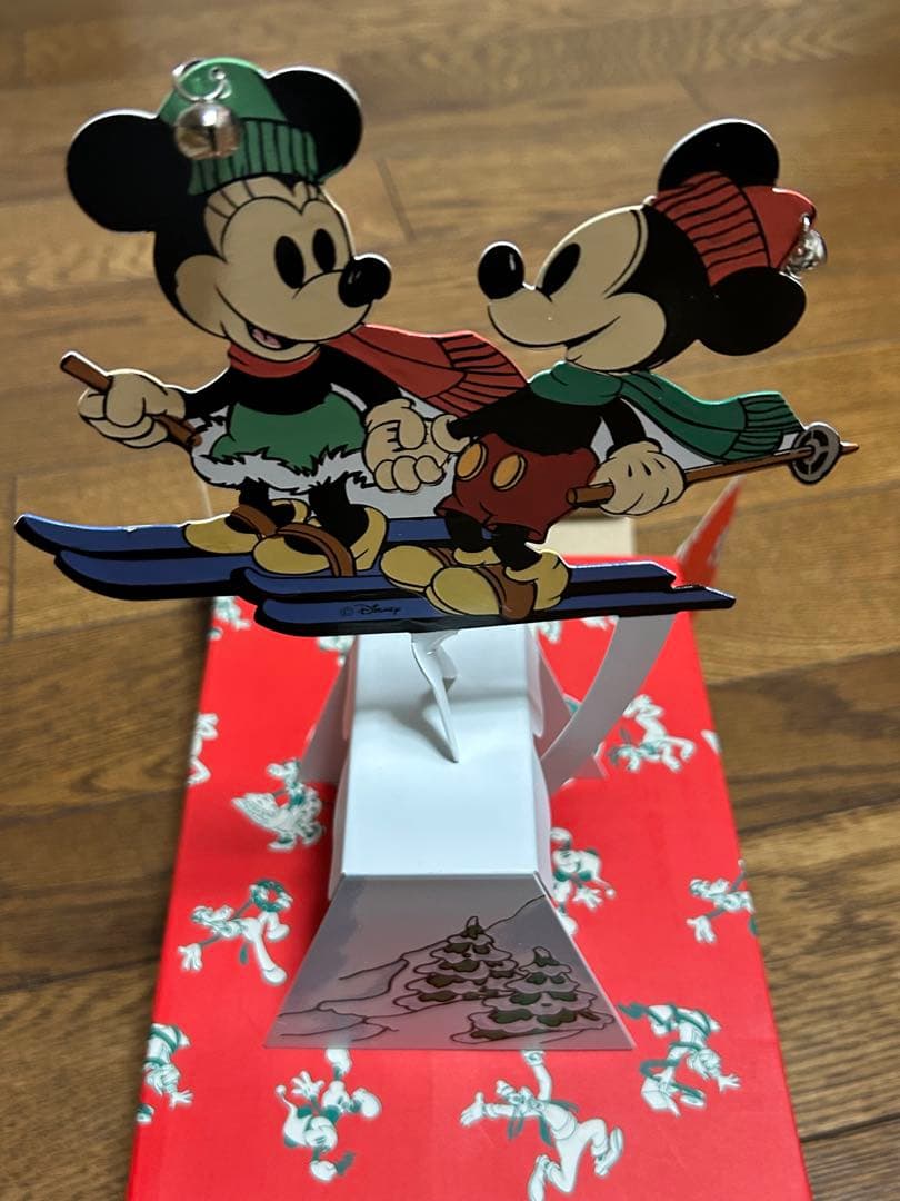 ディズニークリスマスグッズ　ミッキーマウス　ミニーマウス　振り子