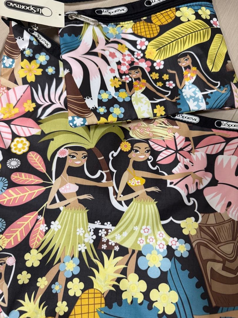 新品☆ハワイ限定☆ワヒネ柄☆レスポートサック大型バッグポーチ付☆柄厳選フラガール