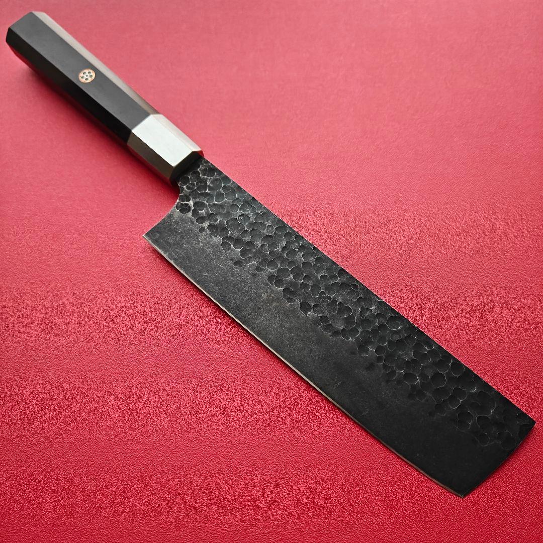 新品　鍛造VG10 黒染め　菜切り包丁　黒檀　八角柄