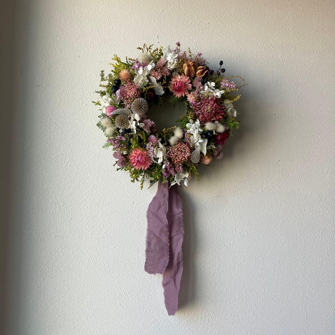 感謝価格！オーレアミモザの蕾とピンクのお花のリース　ひな祭り　春　紫陽花
