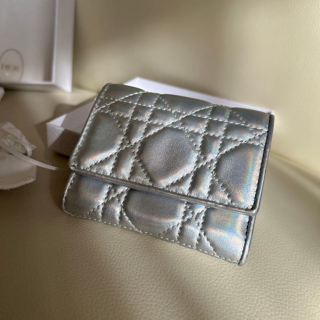 Dior シルバー 三つ折り財布