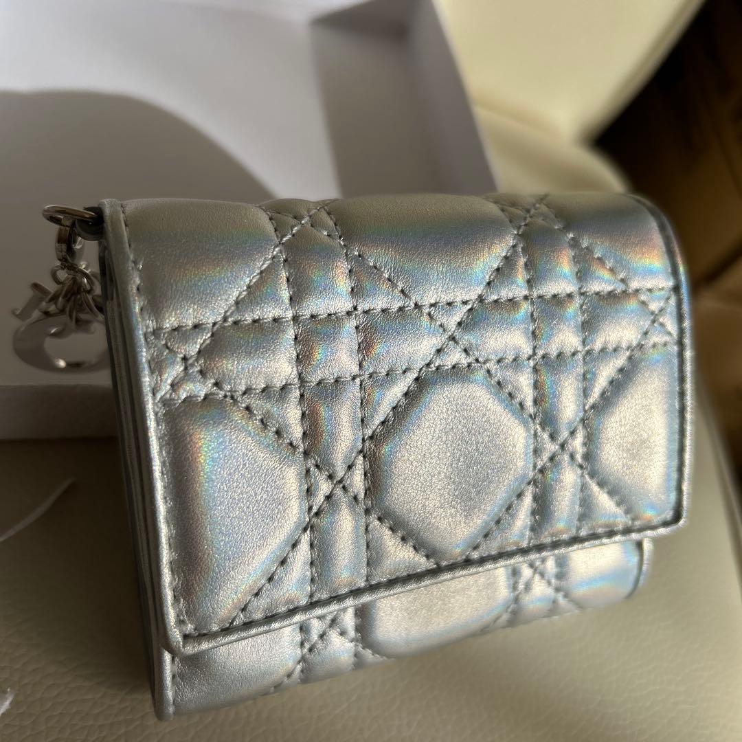 Dior シルバー 三つ折り財布