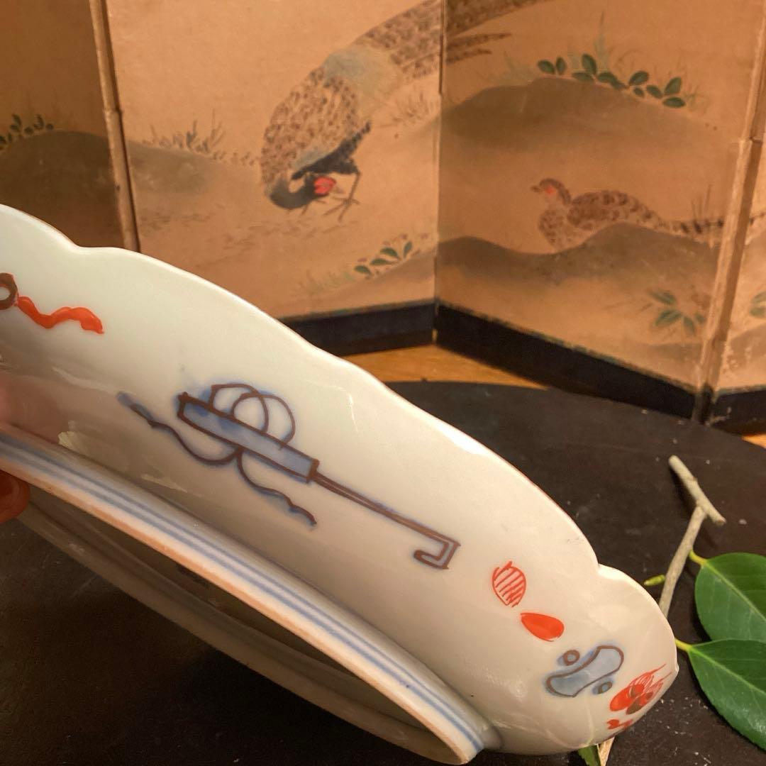 A919 古伊万里　金襴手　見込桃　赤絵　金花唐草　綾花型　7寸　５枚