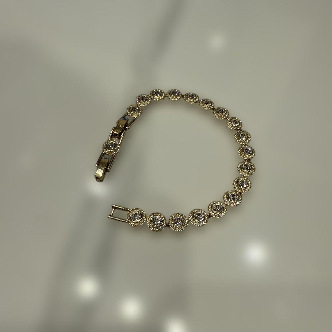 スワロフスキー Una Angelic ブレスレットラウンドカットゴールド