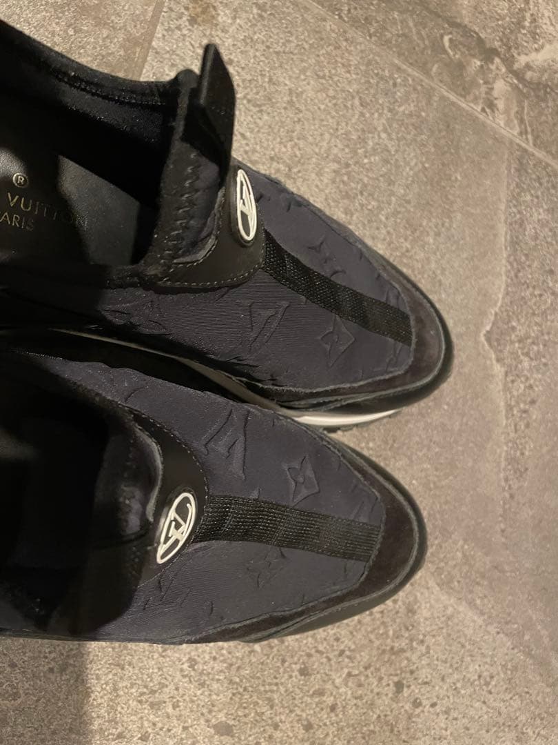 ルイヴィトン・ランアウェイ レザー LVモノグラム スニーカー(35.5)