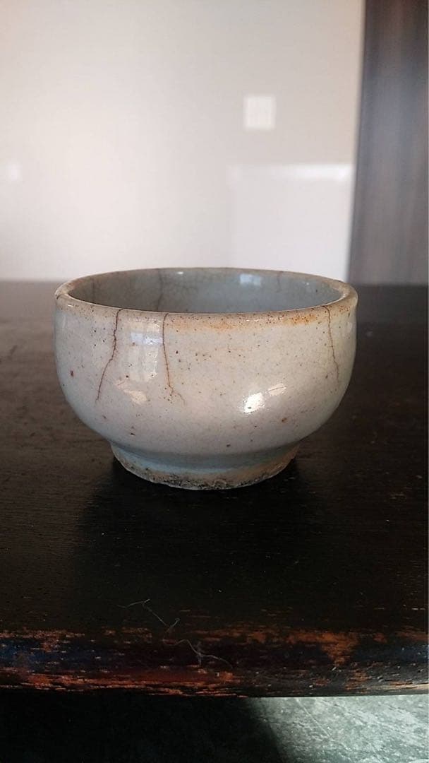 李朝　李朝盃、ぐい呑み　韓国美術　朝鮮美術　古美術　茶道具　アンティーク