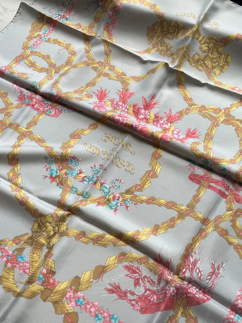 【新品未使用】エルメスカレ90LE SACRE du PRINTEMPS春の祭典