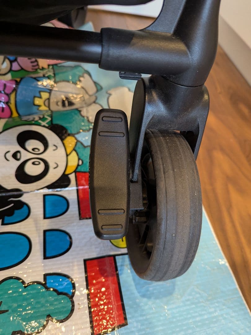 アップリカ　Aprica　ルーチェフリー　ベージュ＆純正レインカバー