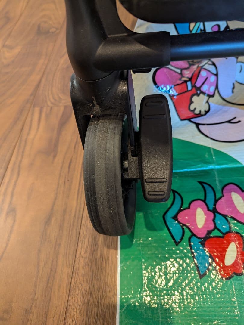 アップリカ　Aprica　ルーチェフリー　ベージュ＆純正レインカバー