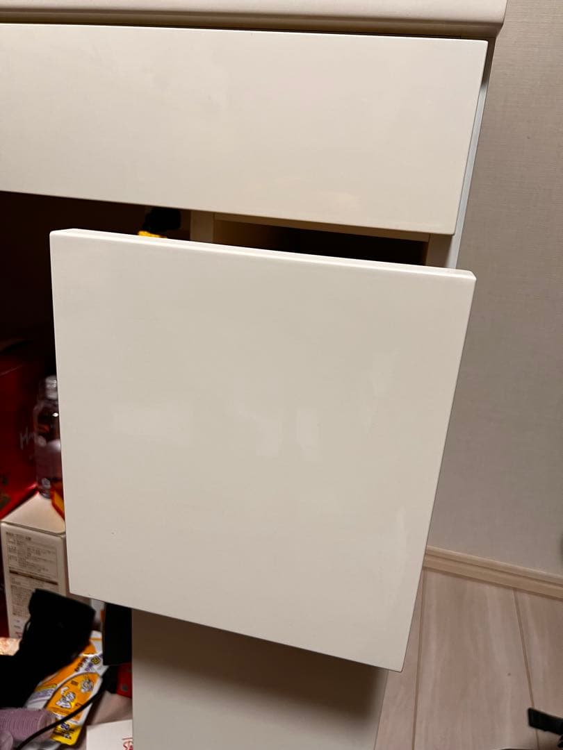 大塚家具ホワイト モダン ドレッサー 大きな鏡付き