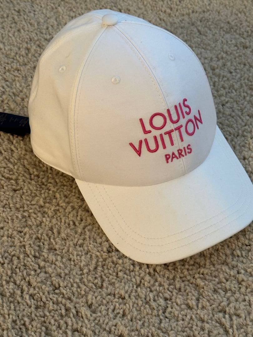 LOUIS VUITTON ルイヴィトン キャップ M7592L 白 ピンク