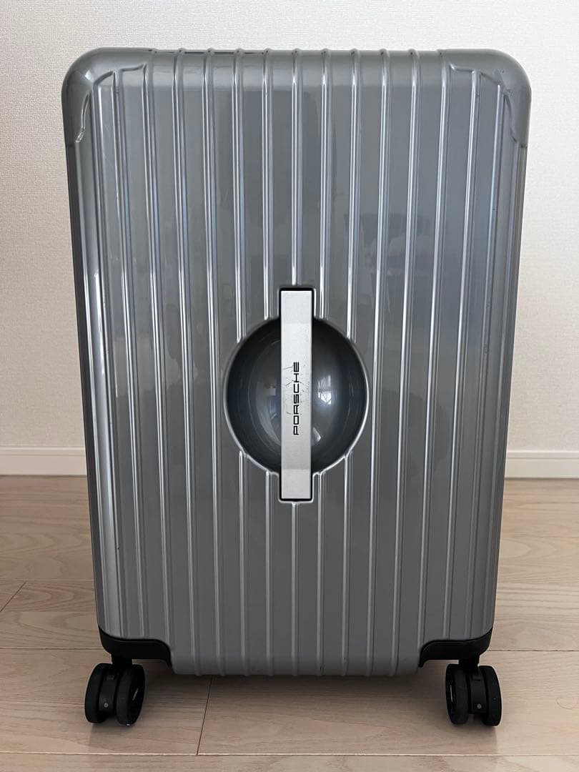 【入手苦難】リモワXポルシェ スーツケース 911トランクにピッタリLサイズ