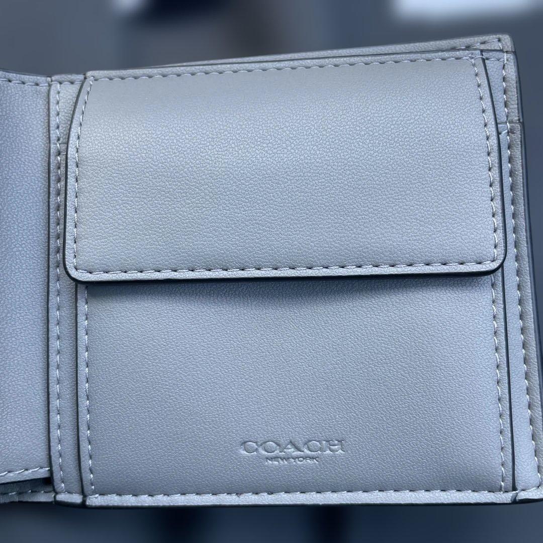 YUYA　　新品未使用　定価49,500円　COACH ライトグレー