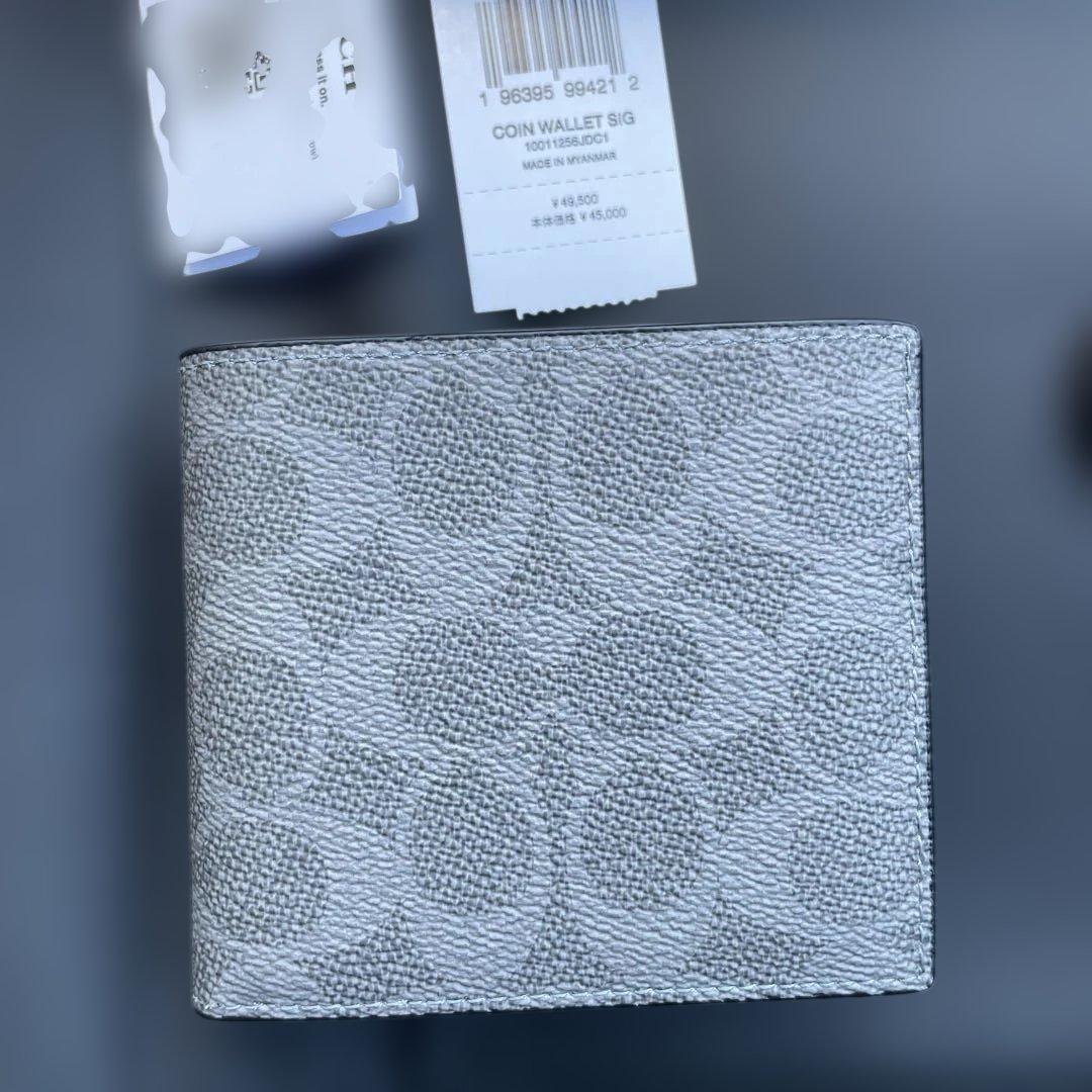 YUYA　　新品未使用　定価49,500円　COACH ライトグレー