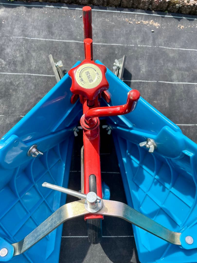 HONDAこまめF220 農用トラクター歩行型+ブルー溝浚器畝立てアタッチメント